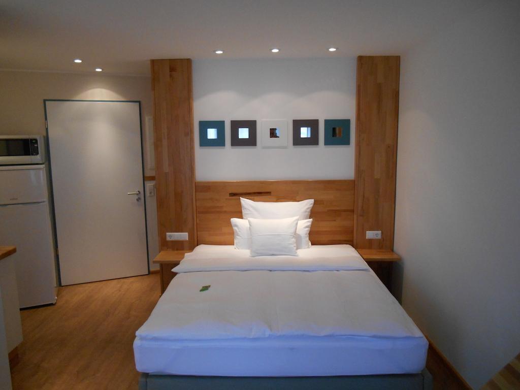 Warum Ins Hotel 네카줄름 객실 사진