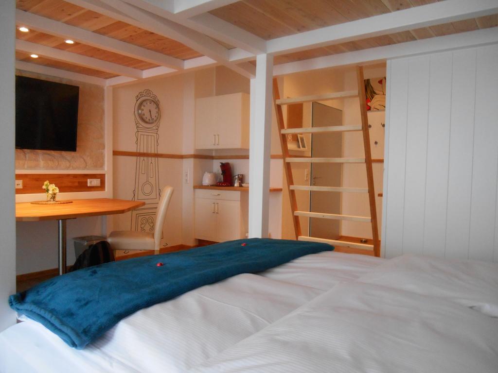 Warum Ins Hotel 네카줄름 객실 사진